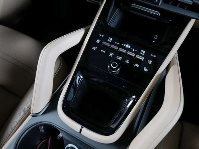 New 2026 Porsche Cayenne GTS image 17