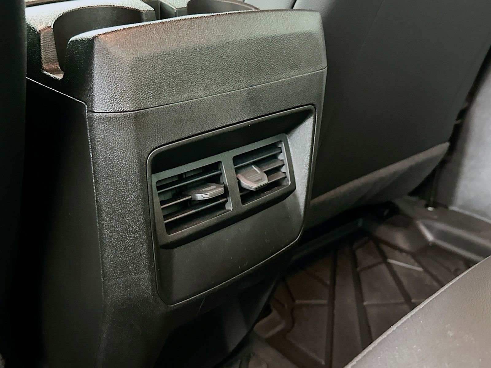 Used 2026 Chevrolet Colorado Trail Boss AWD/4WD image 28