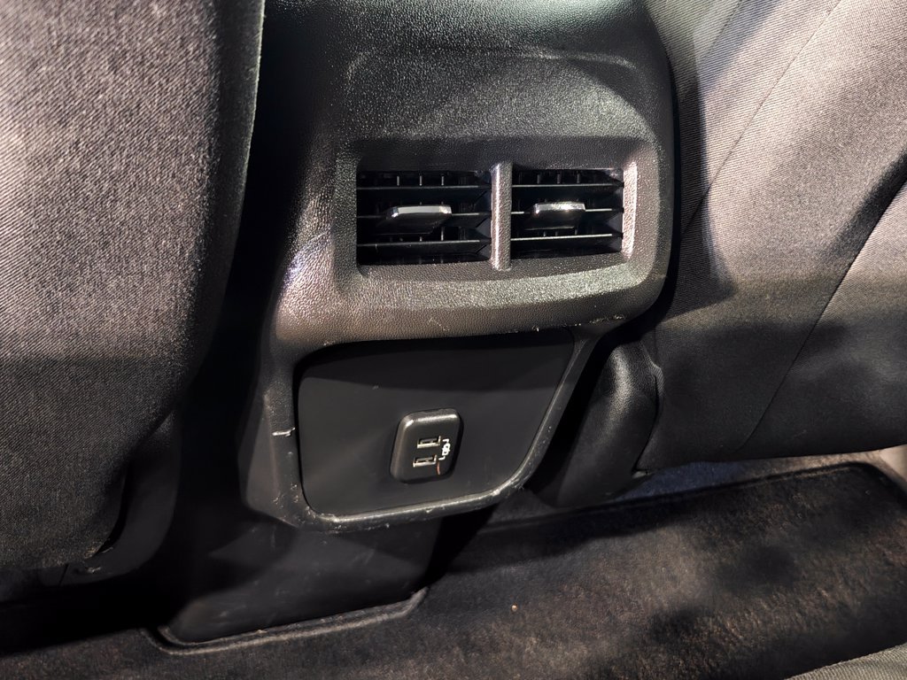Used 2021 Chevrolet Equinox LS w/ LS Convenience Package FWD image 24