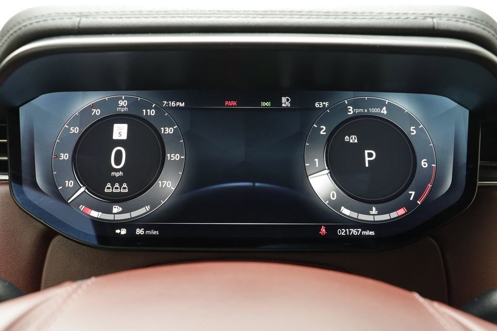 Used 2023 Land Rover Range Rover Sport SE Dynamic image 8