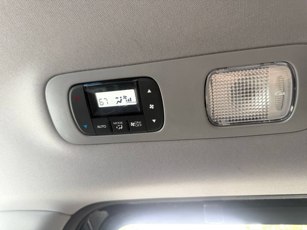 Used 2024 Honda Odyssey Elite image 61