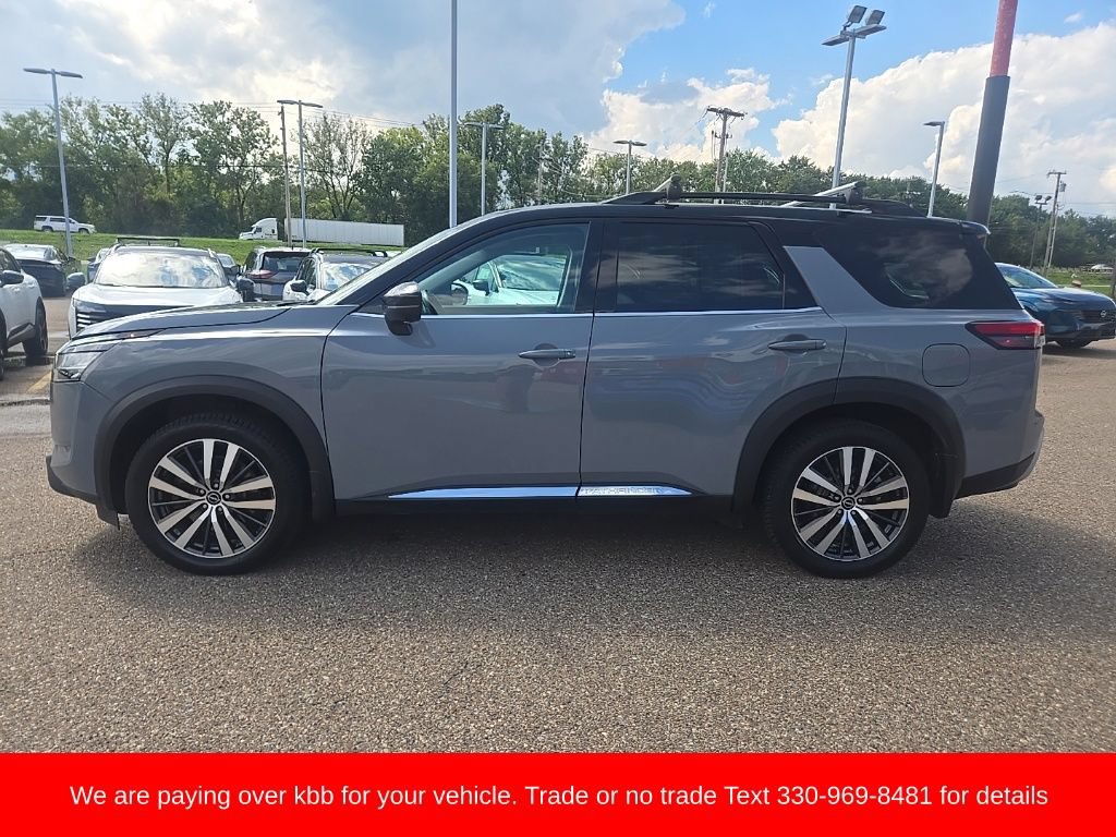 Used 2022 Nissan Pathfinder Platinum AWD/4WD image 5