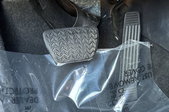 Used 2023 Toyota RAV4 LE image 42