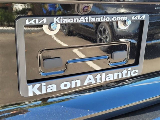 New 2025 Kia Niro EX Touring FWD image 11