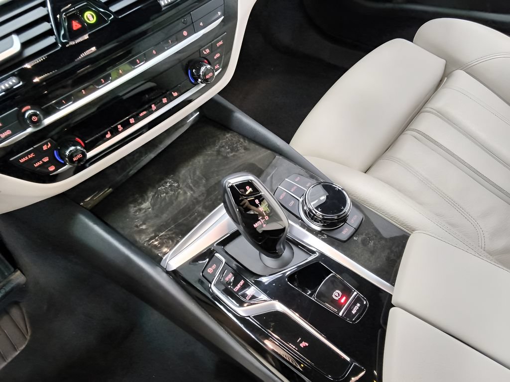Used 2023 BMW 540i xDrive w/ Executive Package AWD/4WD image 24