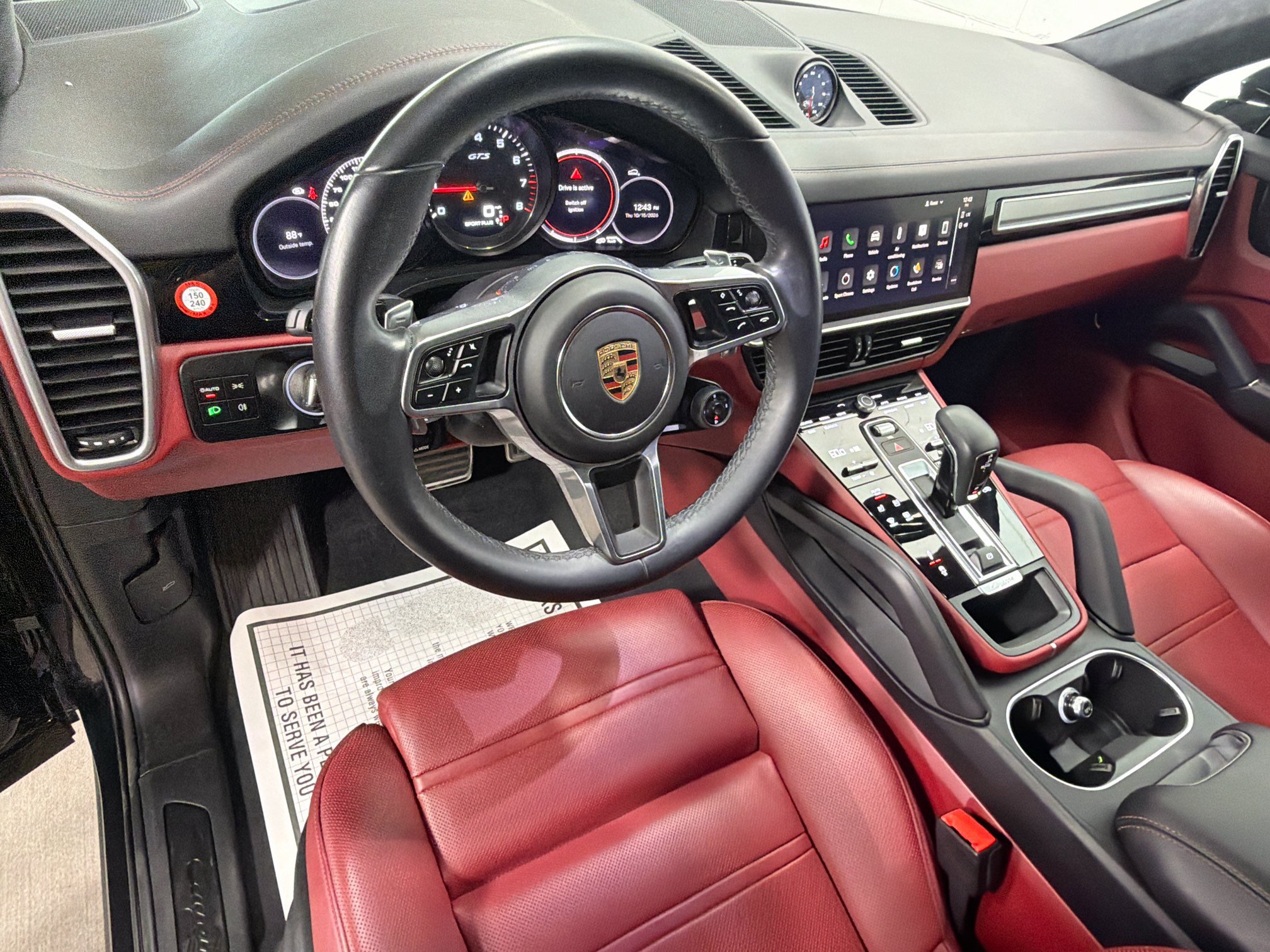 Certified 2023 Porsche Cayenne GTS AWD/4WD image 4
