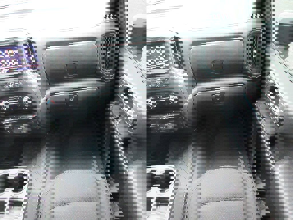 Certified 2024 Chevrolet Silverado 2500 Custom image 20