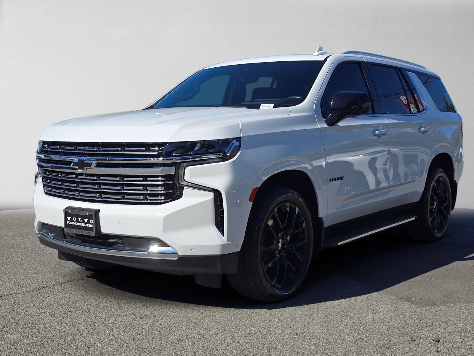 Used 2023 Chevrolet Tahoe Premier w/ Advanced Technology Package AWD/4WD image 7