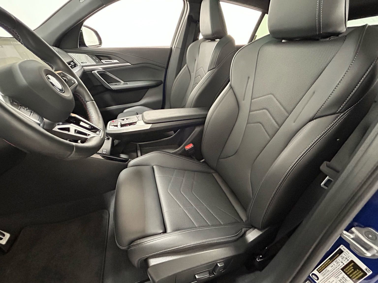 Used 2025 BMW X2 M35i AWD/4WD image 29