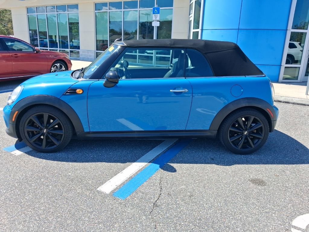 Used 2014 MINI Cooper Base image 9
