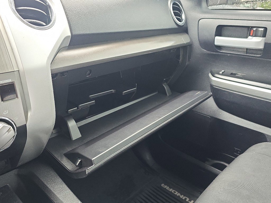 Used 2014 Toyota Tundra SR5 w/ TRD Off Road Package image 28