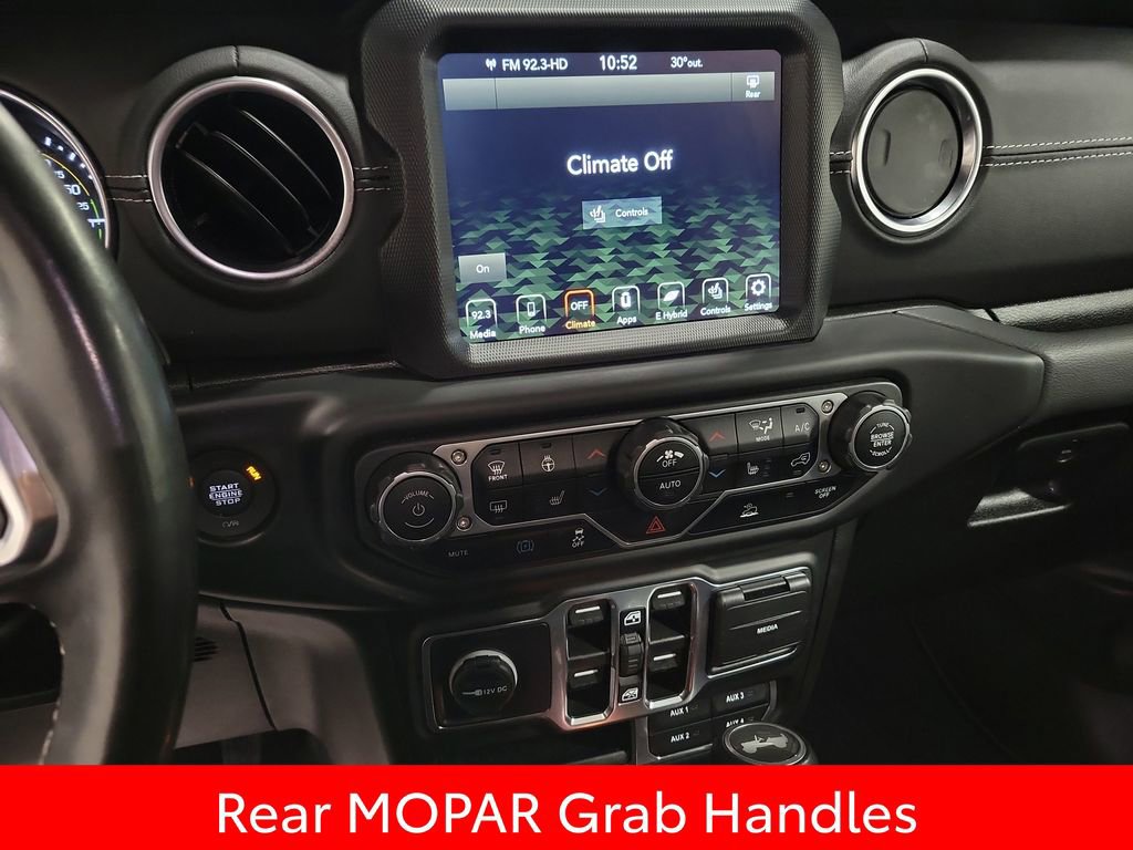 Used 2023 Jeep Wrangler Unlimited Sahara w/ Cold Weather Group image 14