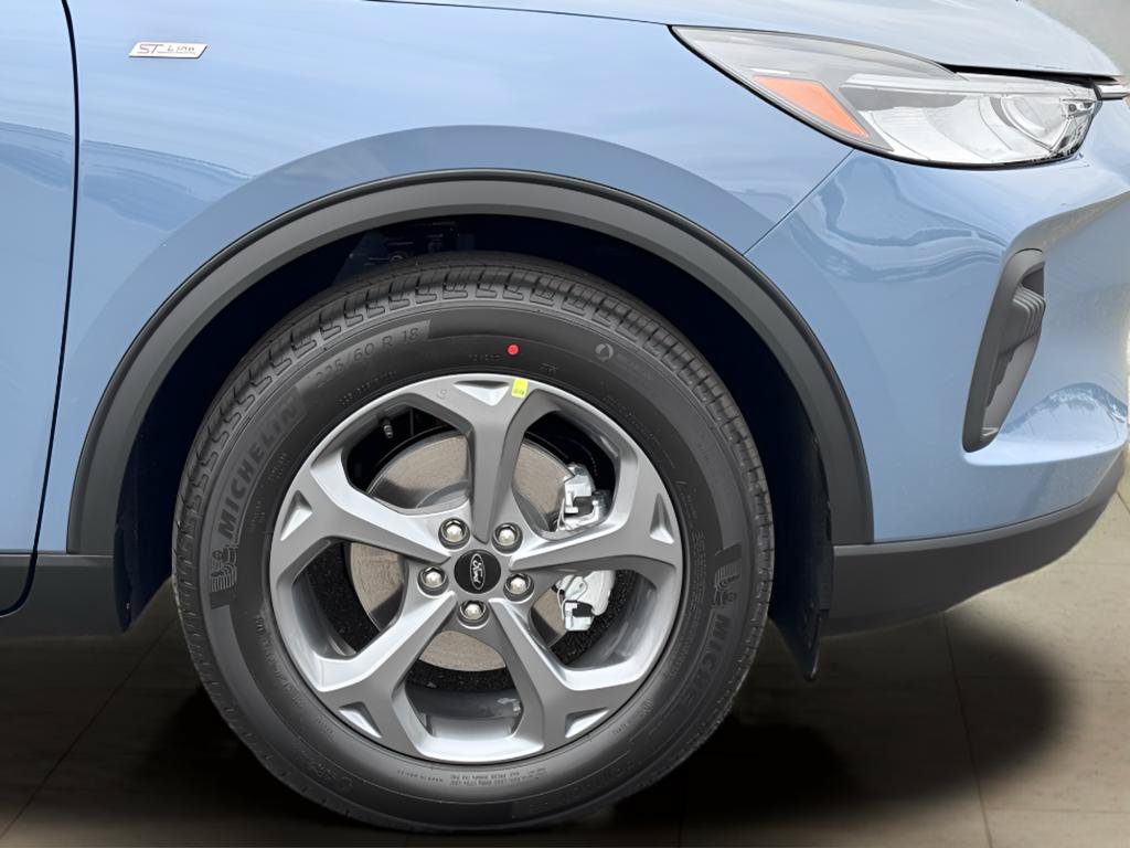 New 2026 Ford Escape ST-Line w/ Tech Pack #1 FWD image 40