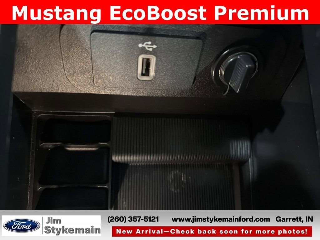 Used 2020 Ford Mustang Premium RWD image 23