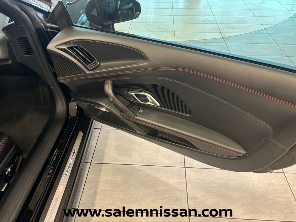 Used 2017 Audi R8 V10 plus AWD/4WD image 18
