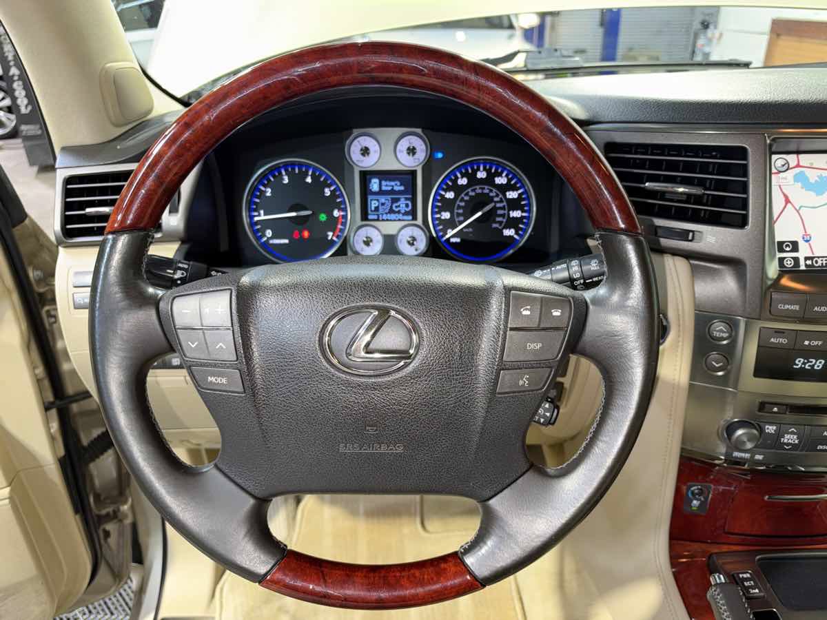 Used 2008 Lexus LX 570 4WD image 18