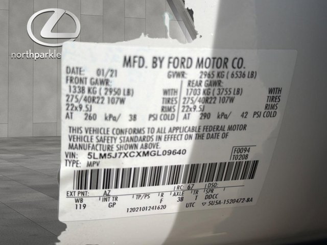 Used 2021 Lincoln Aviator Reserve w/ Equipment Group 202A AWD/4WD image 29