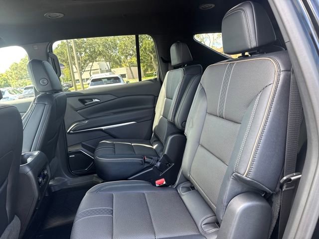 New 2026 Chevrolet Traverse High Country w/ LPO, Floor Liner Package image 22