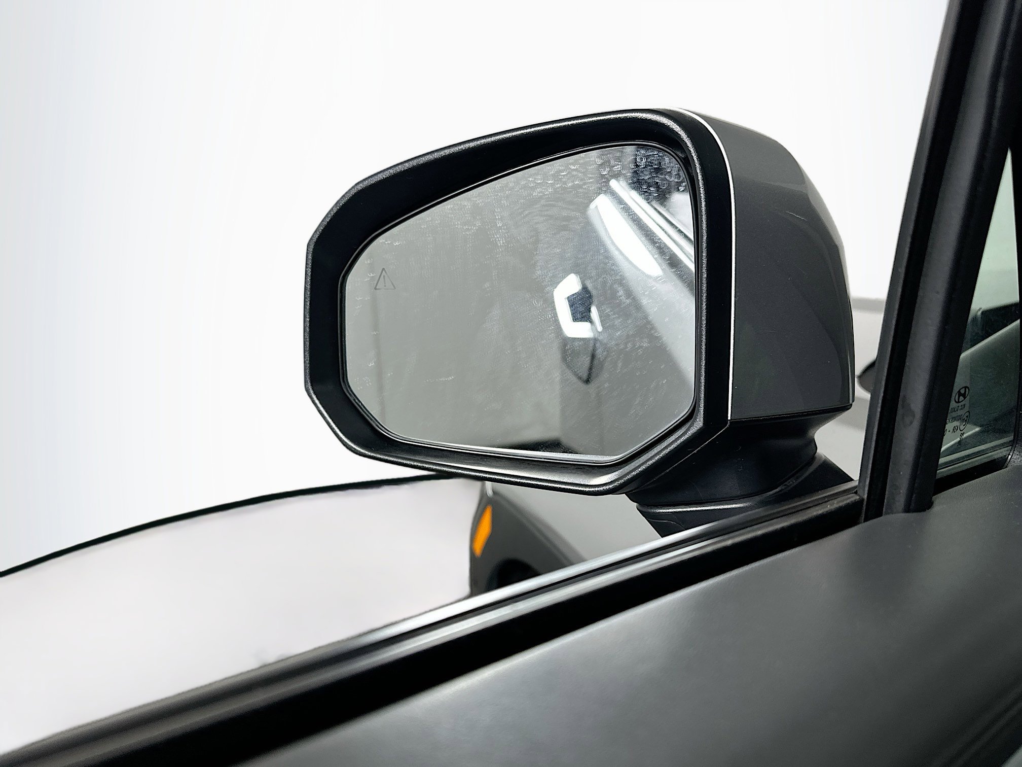 Used 2024 Hyundai Santa Fe Limited image 16