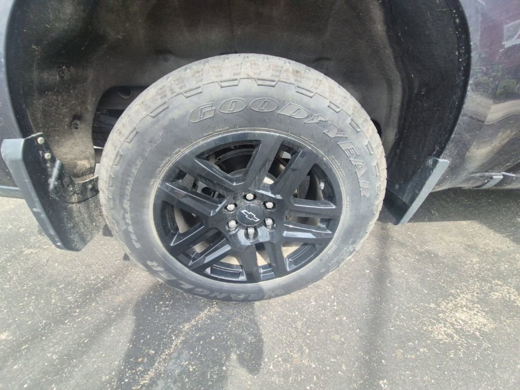 Used 2023 Chevrolet Silverado 1500 RST image 9