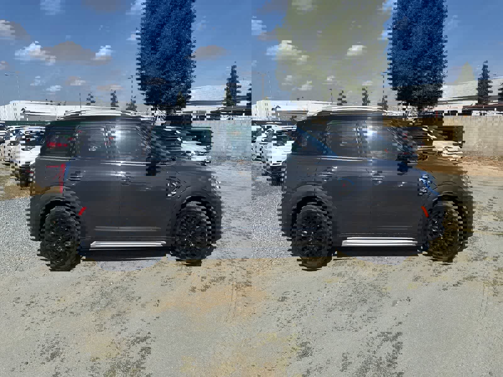 Used 2017 MINI Cooper Countryman S image 3