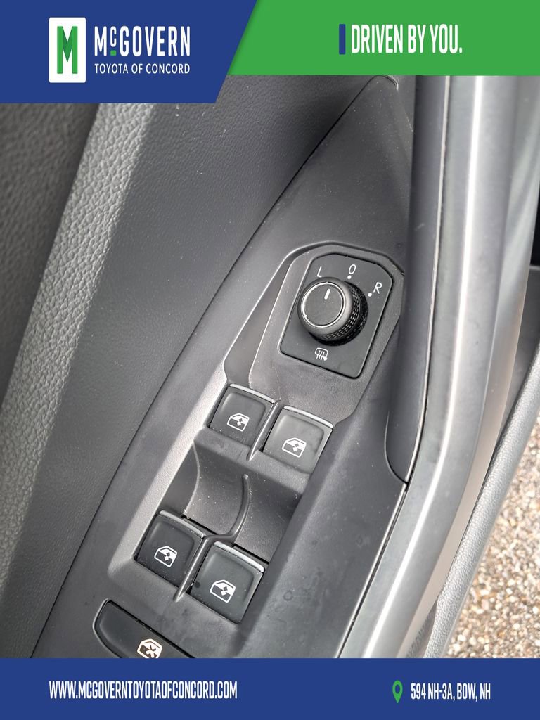 Used 2024 Volkswagen Jetta Sport image 12