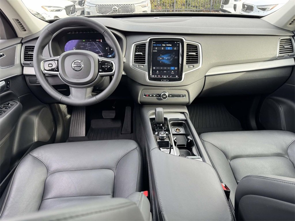 Certified 2024 Volvo XC90 B5 Core w/ Climate Package image 11