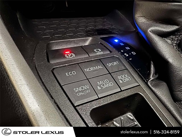 Used 2022 Toyota RAV4 XLE image 30