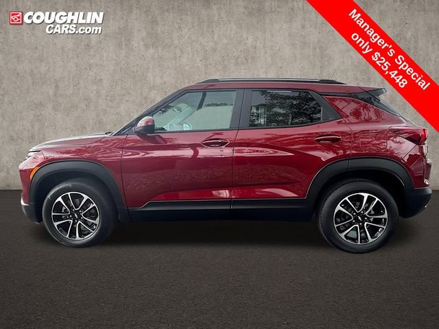 Used 2025 Chevrolet TrailBlazer LT w/ Convenience Package image 12