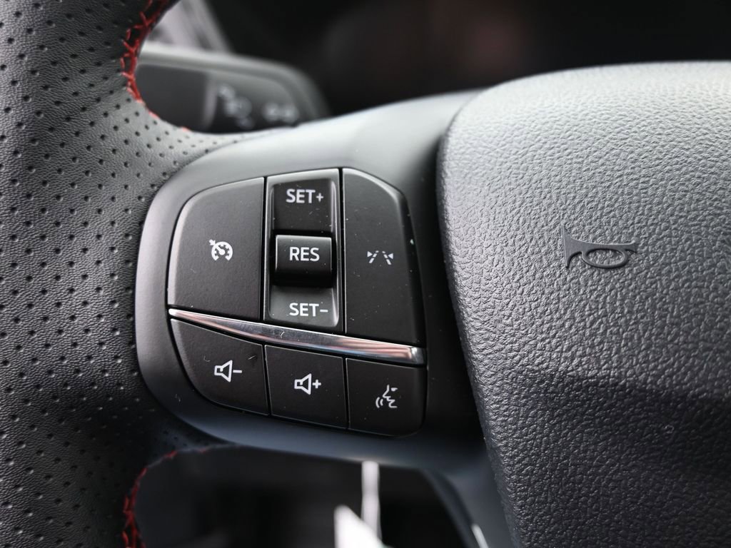 New 2026 Ford Escape ST-Line Select image 32