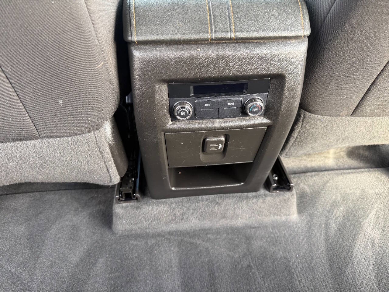 Used 2021 Chevrolet Traverse LT w/ LPO, Blackout Package image 13