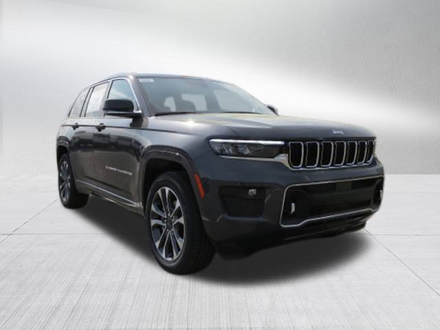 New 2025 Jeep Grand Cherokee Overland w/ Trailer Tow Package image 9