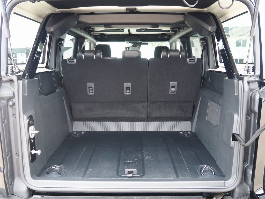 New 2025 Ford Bronco Badlands w/ Sasquatch Package image 14