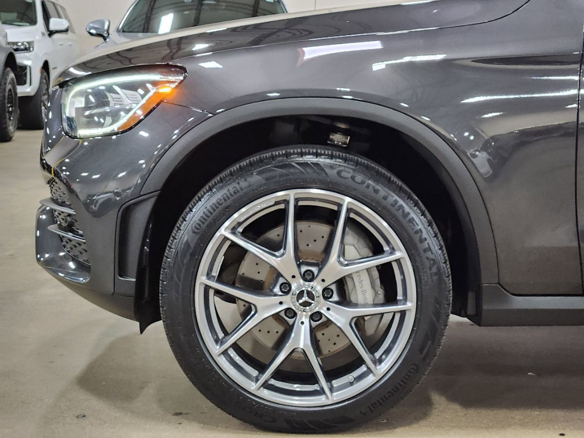 Used 2022 Mercedes-Benz GLC 300 4MATIC image 5