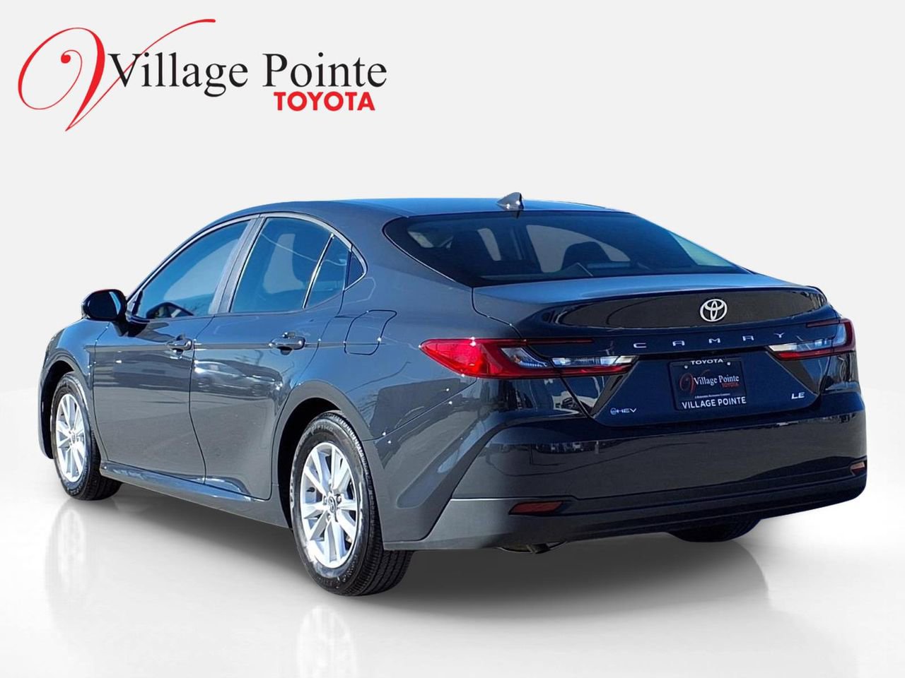 Used 2026 Toyota Camry LE image 4
