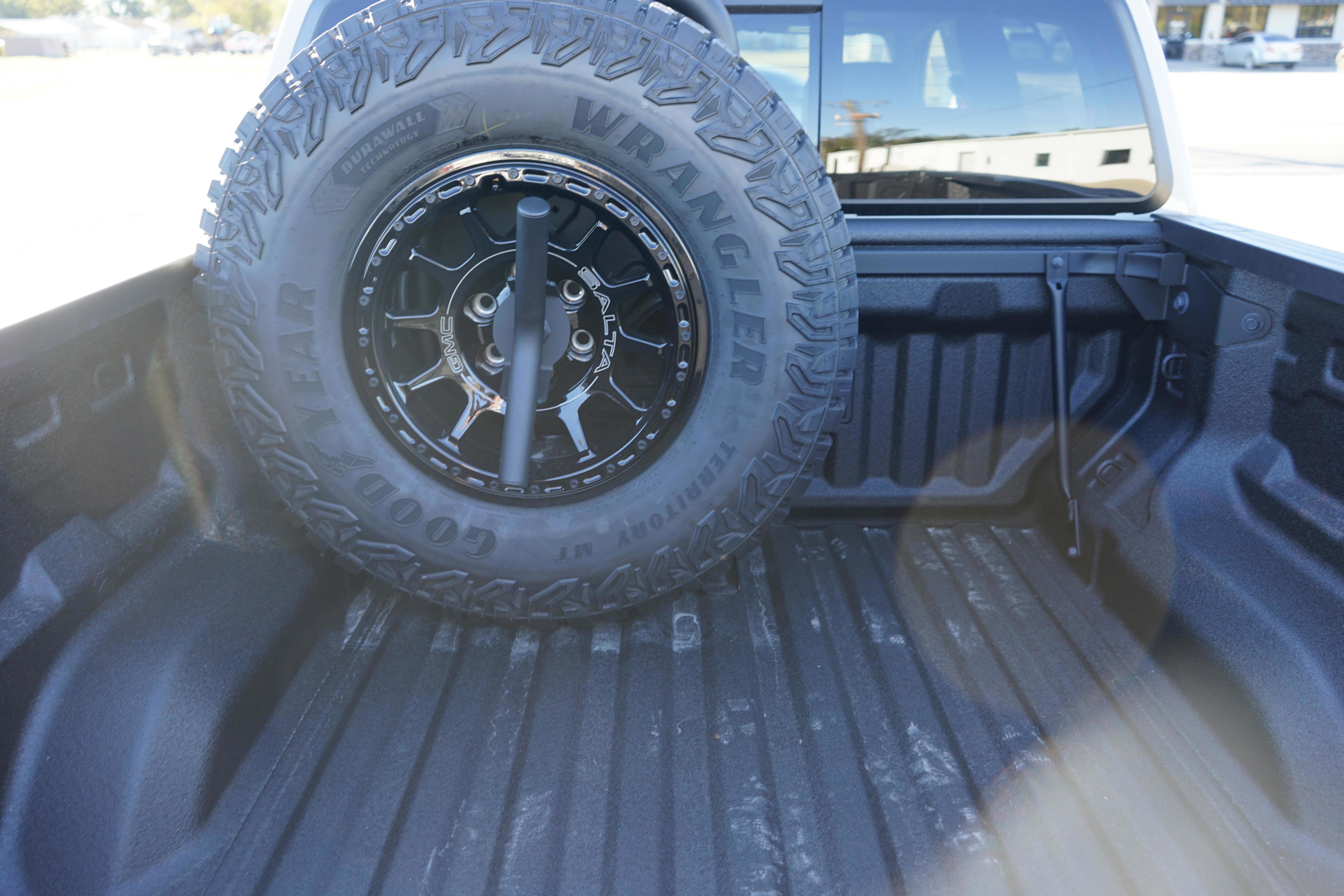 New 2026 GMC Canyon AT4X w/ AT4X AEV Edition image 21