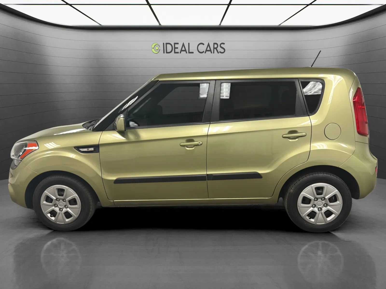 Used 2012 Kia Soul FWD image 8