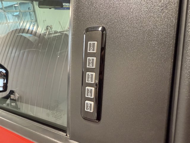 Used 2019 Ford F150 XLT image 7