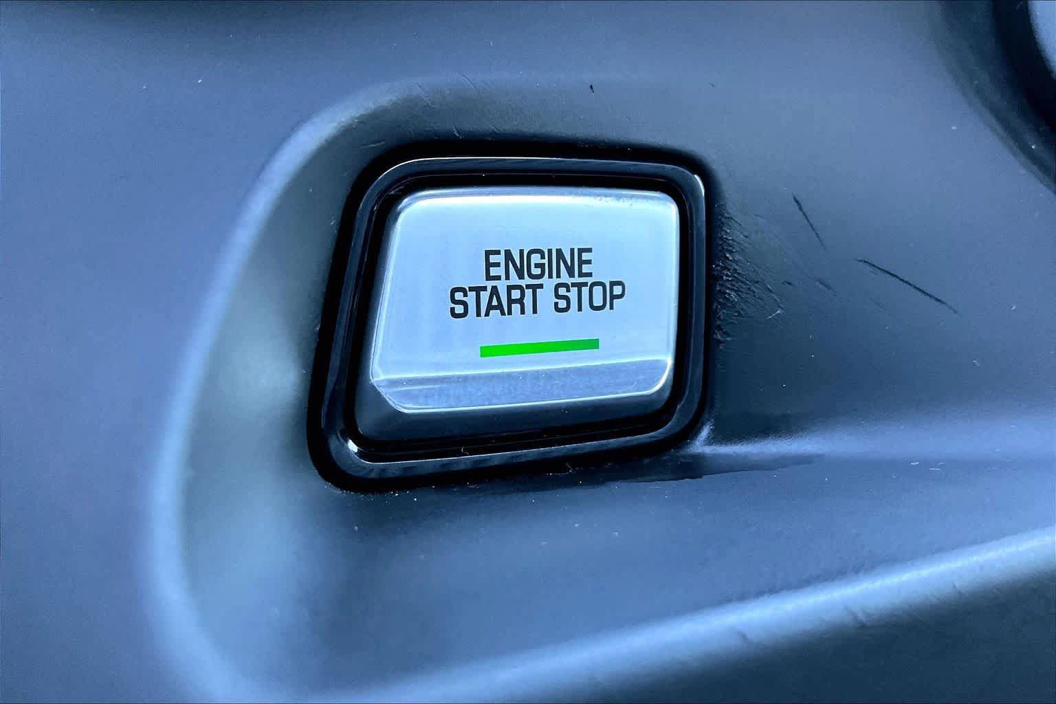 Used 2021 Chevrolet Camaro ZL1 RWD image 33