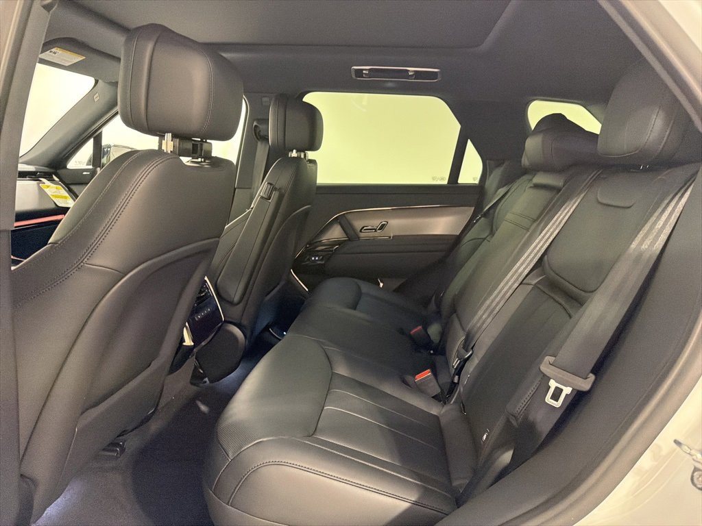 New 2025 Land Rover Range Rover Sport SE image 22