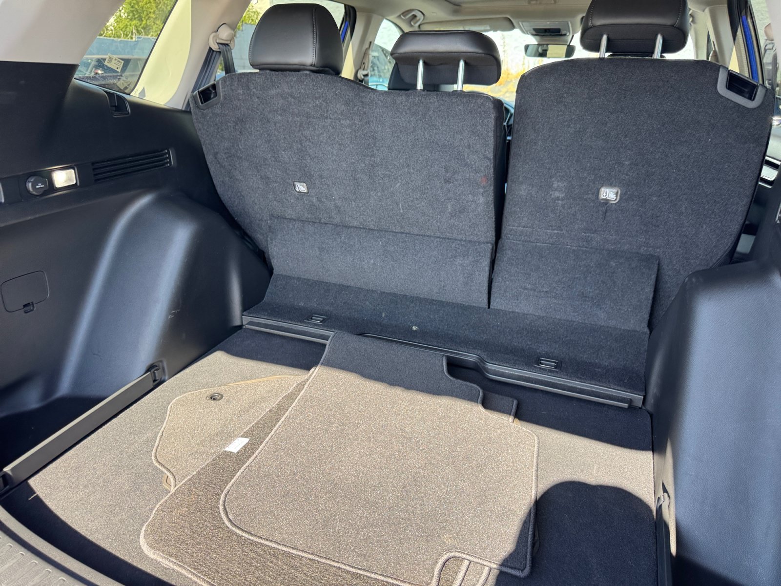 Used 2025 Honda CR-V EX-L image 16