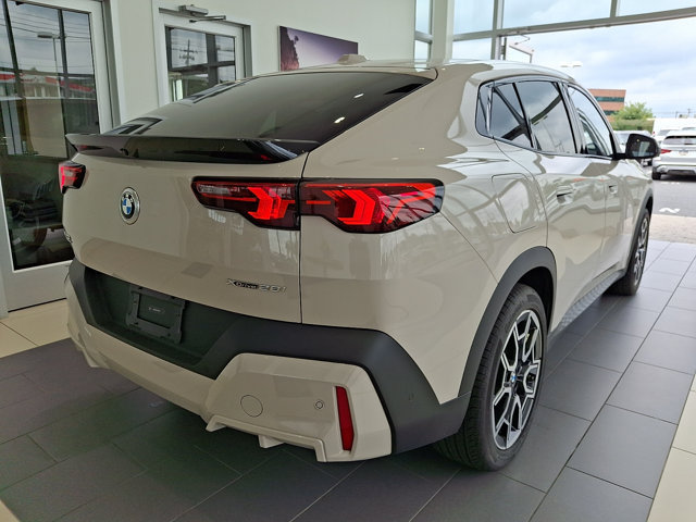 Certified 2026 BMW X2 xDrive28i w/ Technology Package AWD/4WD image 6