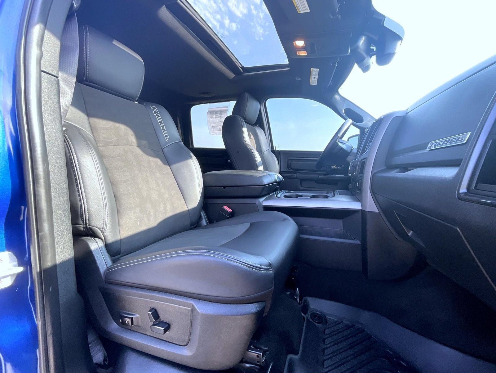 Used 2017 RAM 1500 Rebel w/ Luxury Group AWD/4WD image 16