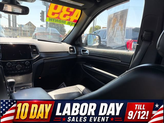 Used 2022 Jeep Grand Cherokee Limited AWD/4WD image 16