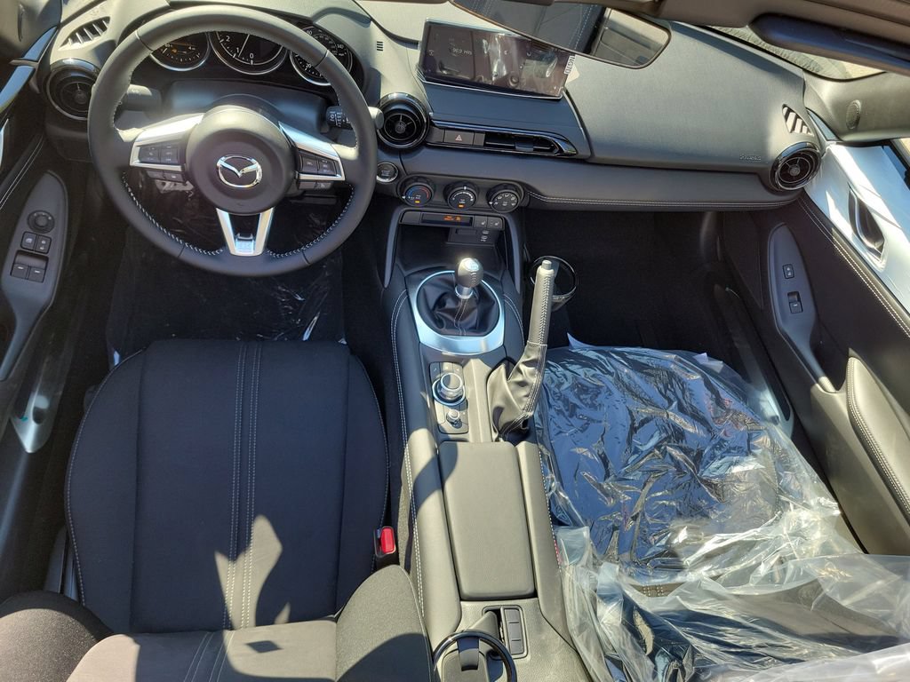 New 2026 MAZDA MX-5 Miata Club w/ Interior Package RWD image 11