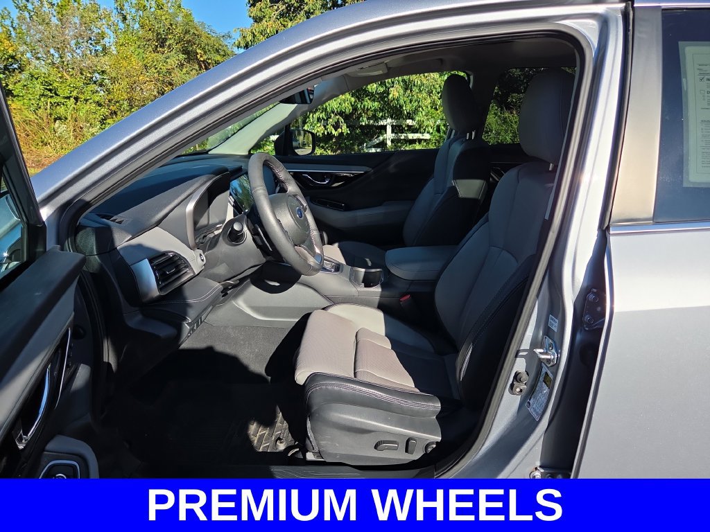 Certified 2025 Subaru Outback Limited AWD/4WD image 16
