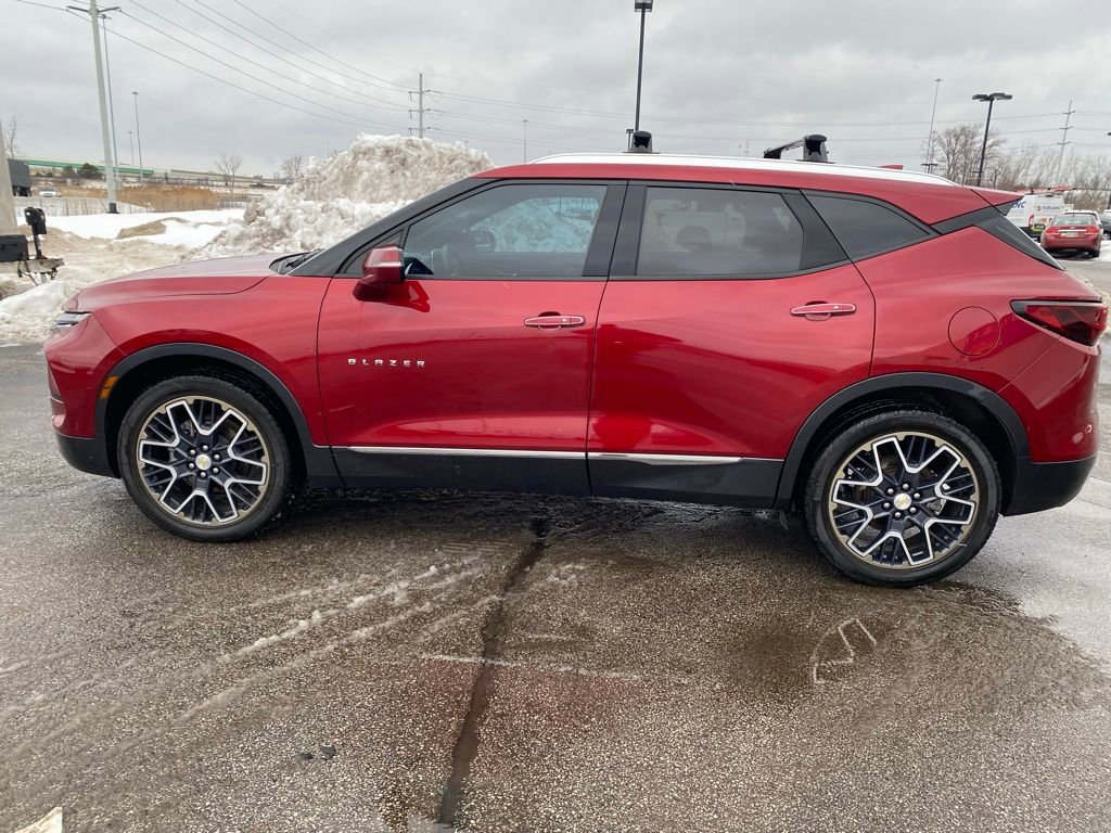 Used 2023 Chevrolet Blazer Premier w/ Driver Confidence II Package image 4