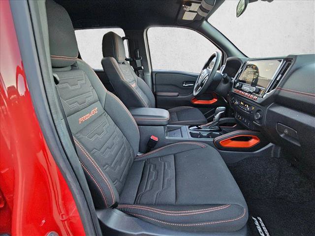 Used 2025 Nissan Frontier PRO-4X w/ Pro Convenience Package image 26