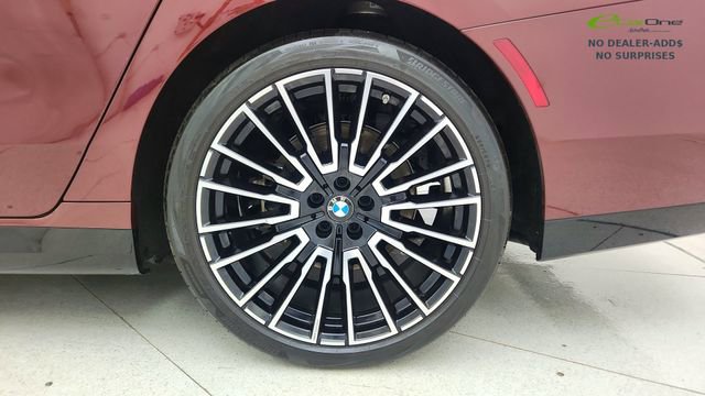 Used 2025 BMW 740i xDrive AWD/4WD image 60