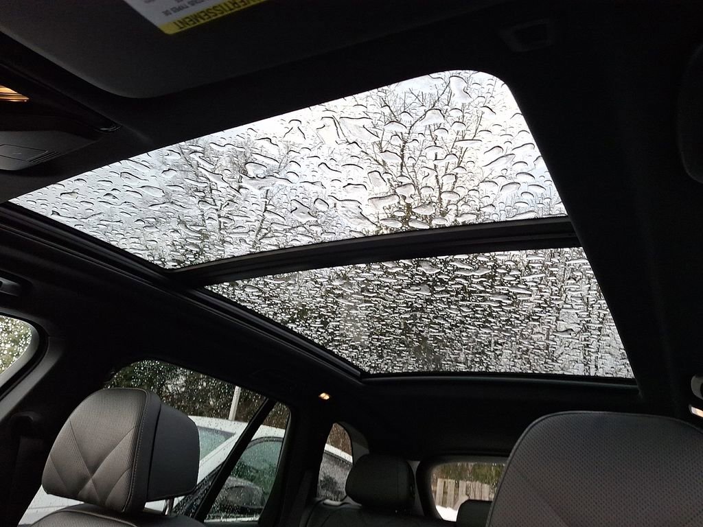 Used 2026 BMW X5 xDrive50e w/ Climate Comfort Package image 11